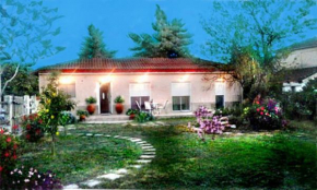 Гостиница Anastasia Gardens Villa  Неа Месагала